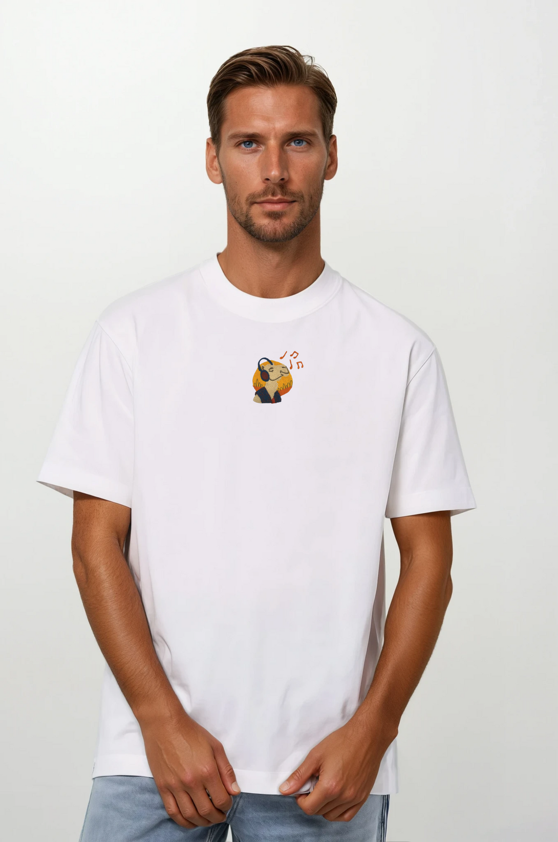 Camel Beats Nakışlı Regular Fit Erkek Tshirt